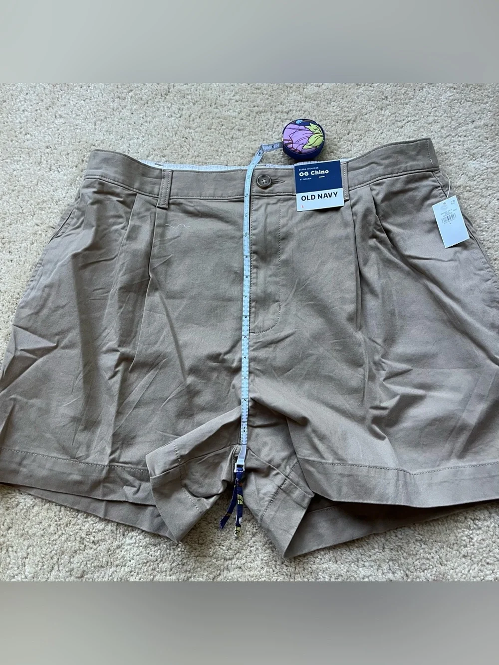 NWT Old Navy Women’s Khaki Extra High-Rise OG Chino Shorts - Size L - Stretch